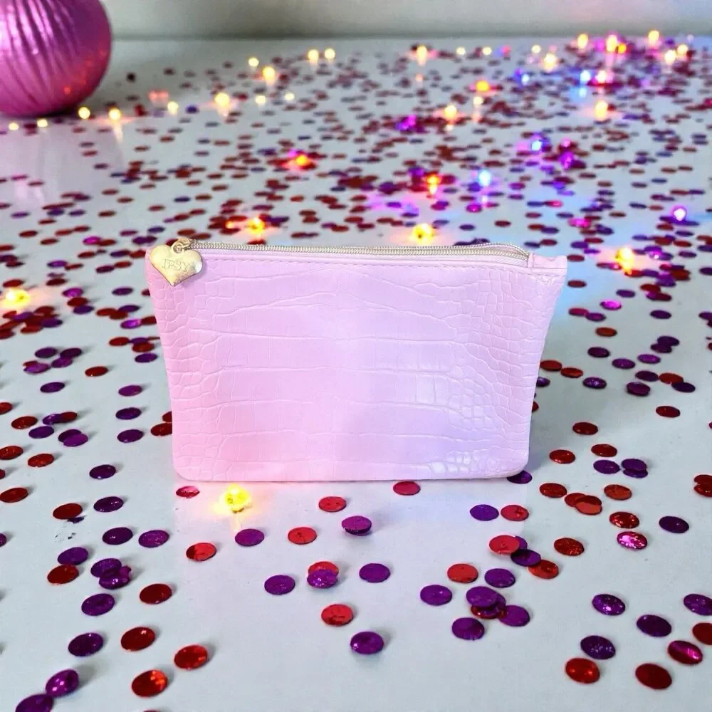 FEBRUARY 2026 Ipsy Glam Bag NWOB 5x7” - Bag only